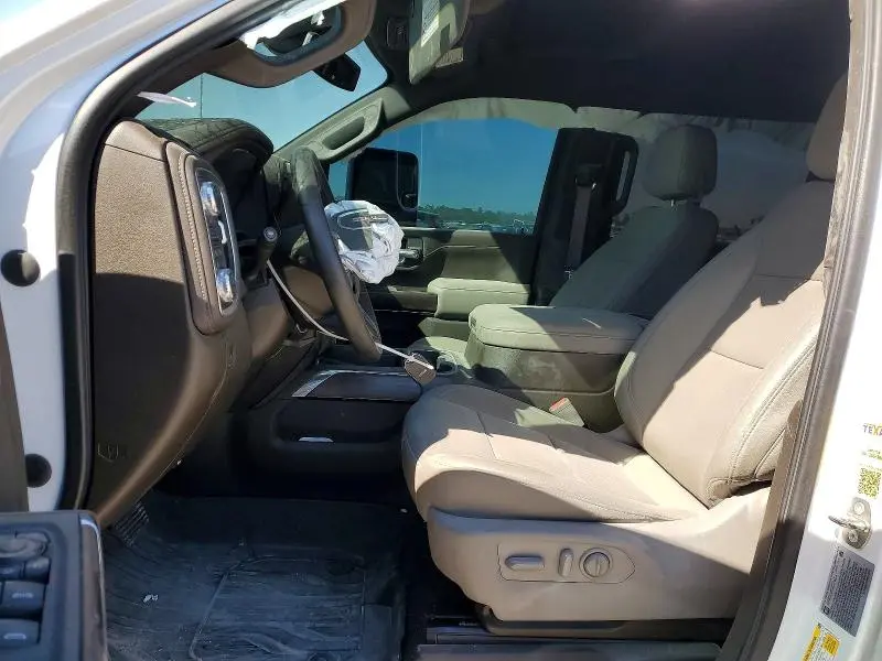 2023 GMC SIERRA K2500 SLT  