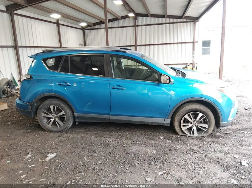 2017 TOYOTA RAV4 XLE