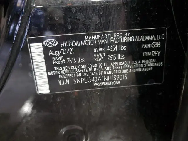 2022 HYUNDAI SONATA SE  