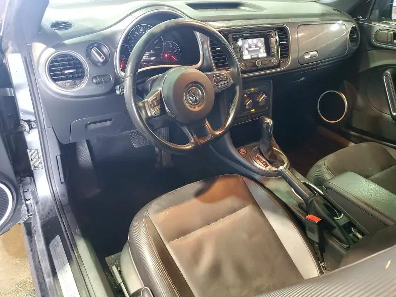 2012 VOLKSWAGEN BEETLE   