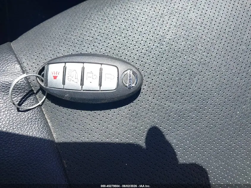 2016 NISSAN ROGUE SL