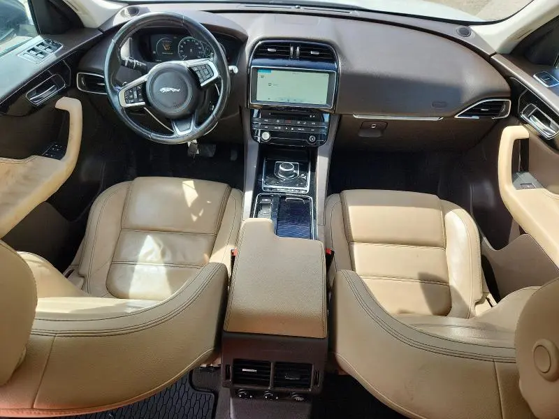 2018 JAGUAR F-PACE PRESTIGE  