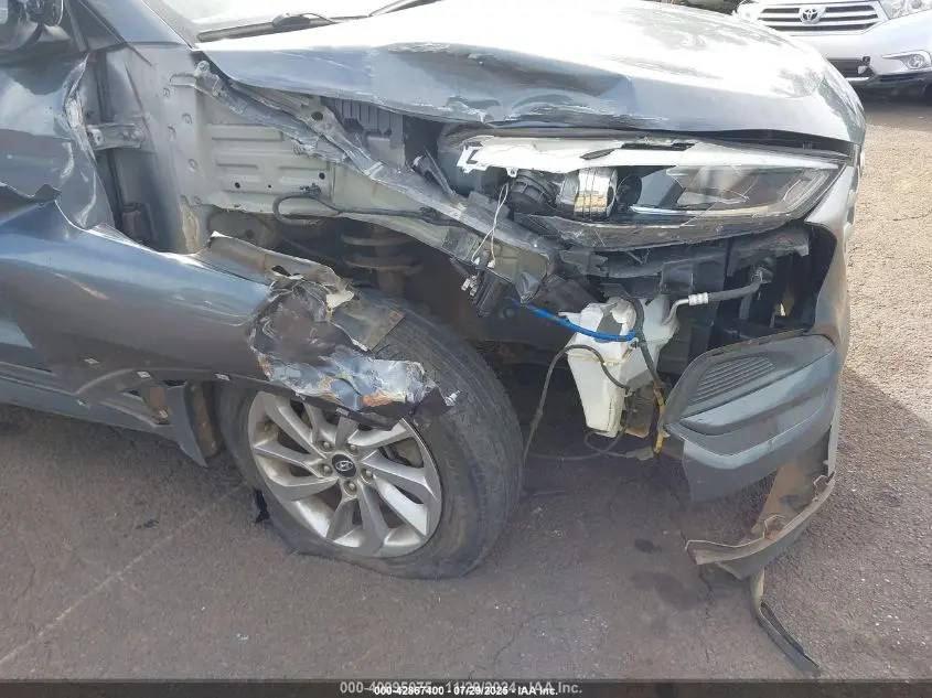 2018 HYUNDAI TUCSON SE