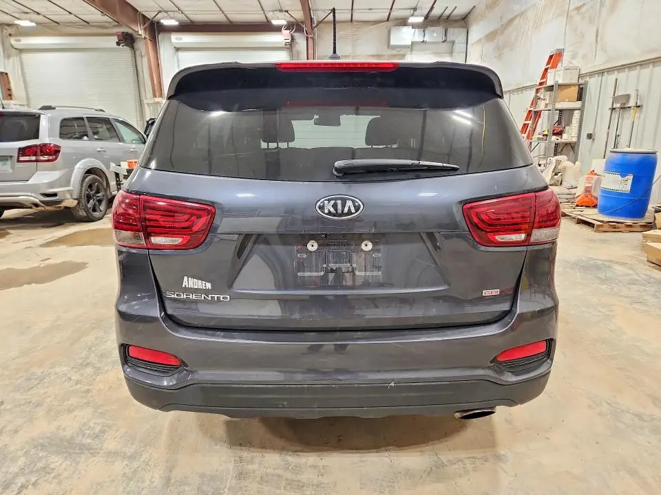 2019 KIA SORENTO LX  