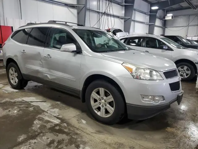 2011 CHEVROLET TRAVERSE LT  