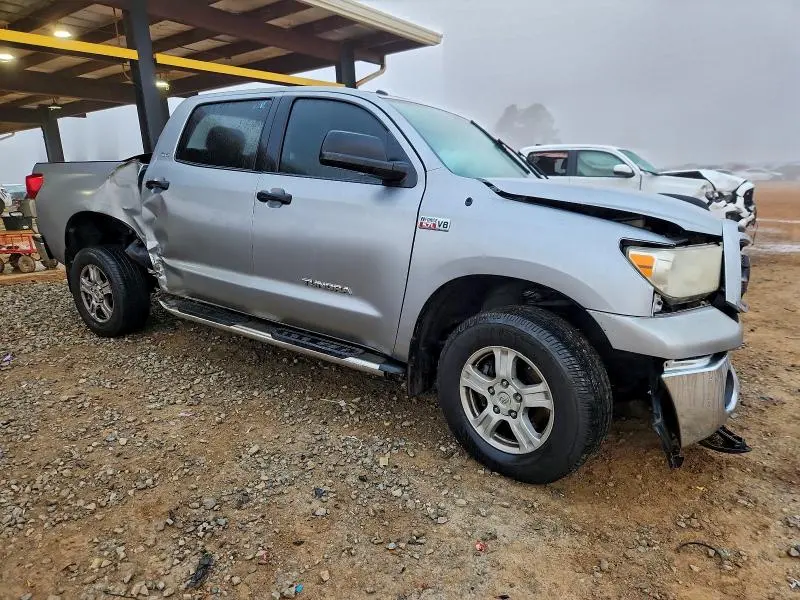 2010 TOYOTA TUNDRA CREWMAX SR5  