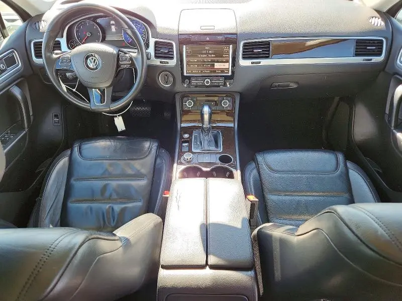 2014 VOLKSWAGEN TOUAREG V6 TDI  