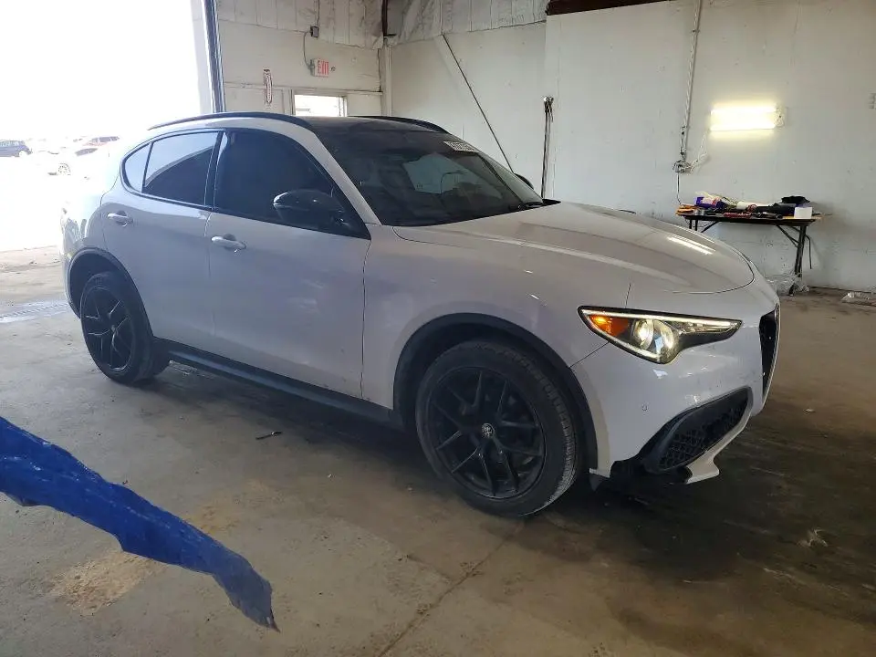 2019 ALFA ROMEO STELVIO   