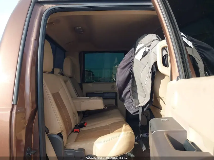 2011 FORD F-250 LARIAT