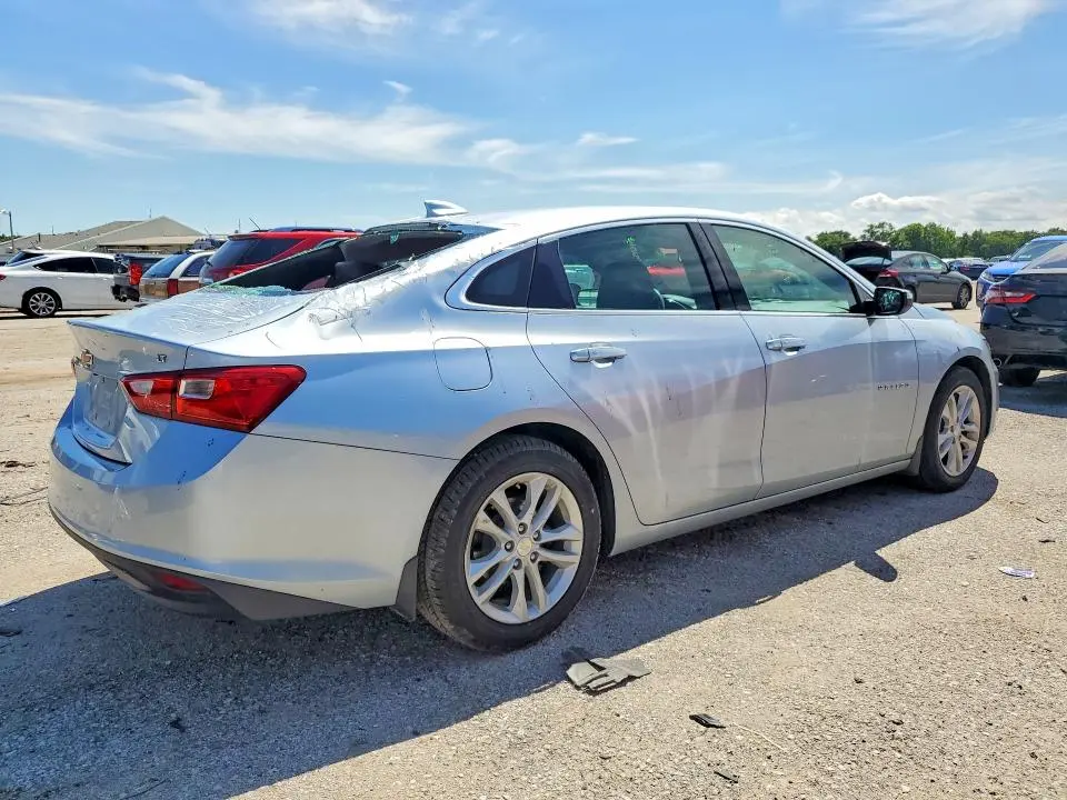 2017 CHEVROLET MALIBU LT  