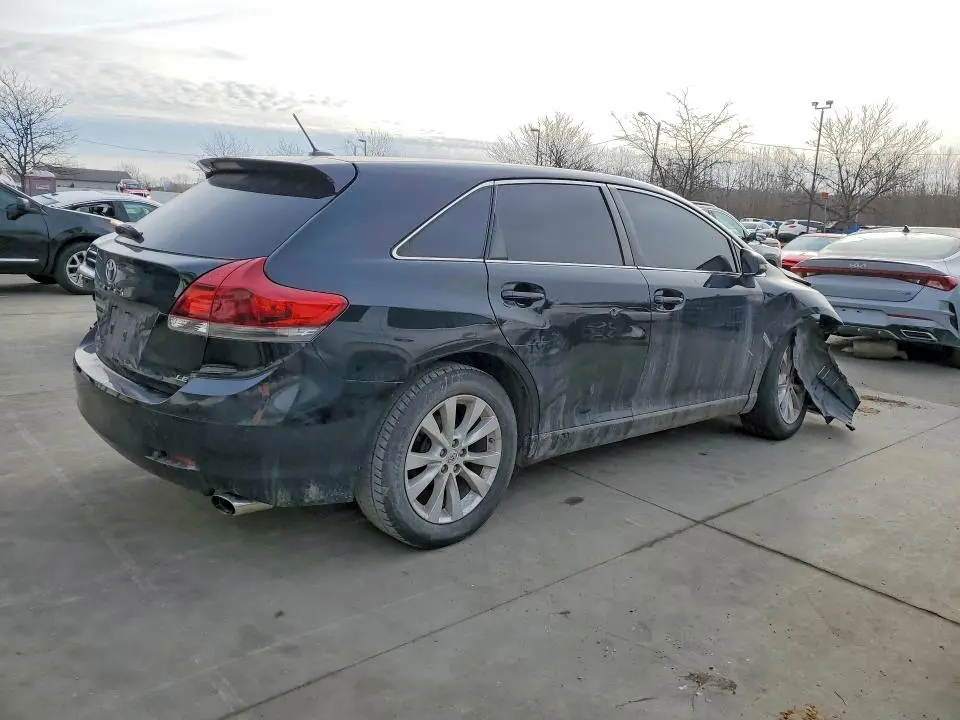 2013 TOYOTA VENZA LE  