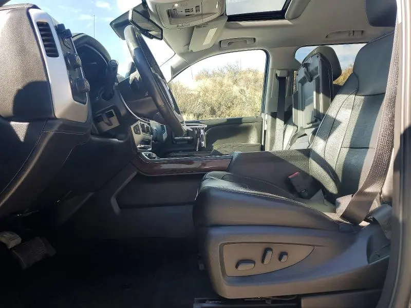 2018 GMC SIERRA K1500 SLT  