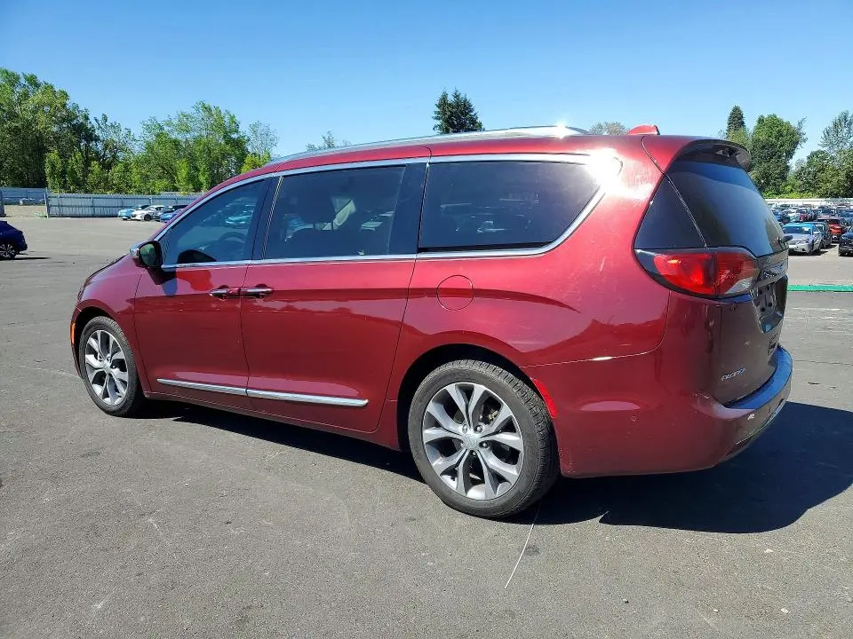 2018 CHRYSLER PACIFICA LIMITED  