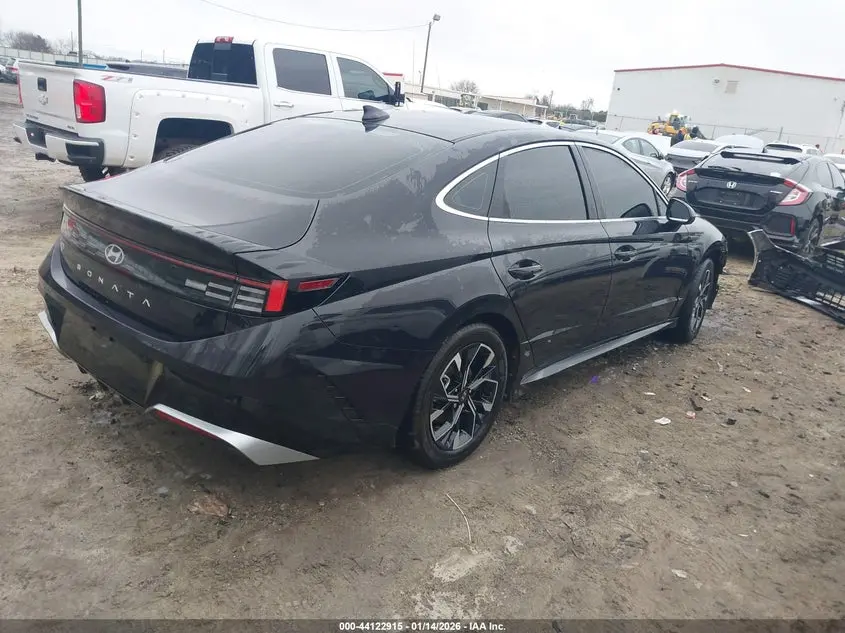 2024 HYUNDAI SONATA SEL