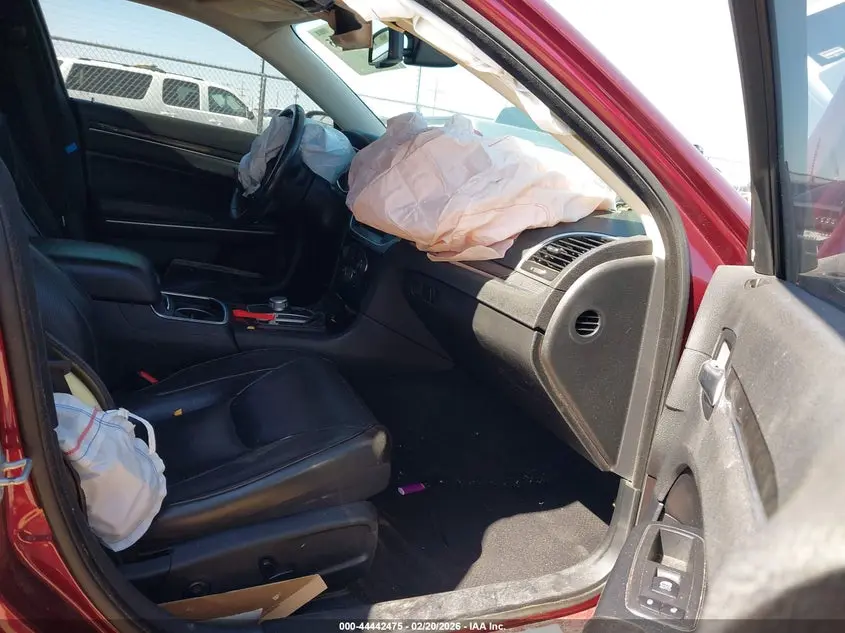 2020 CHRYSLER 300 LIMITED