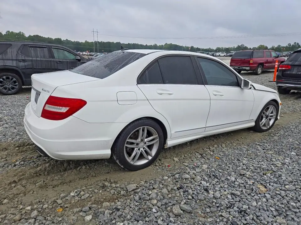 2013 MERCEDES-BENZ C 300 4MATIC  