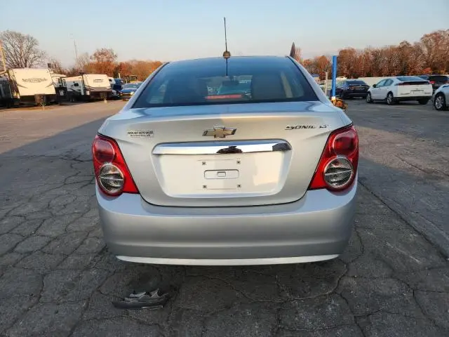 2015 CHEVROLET SONIC LT  