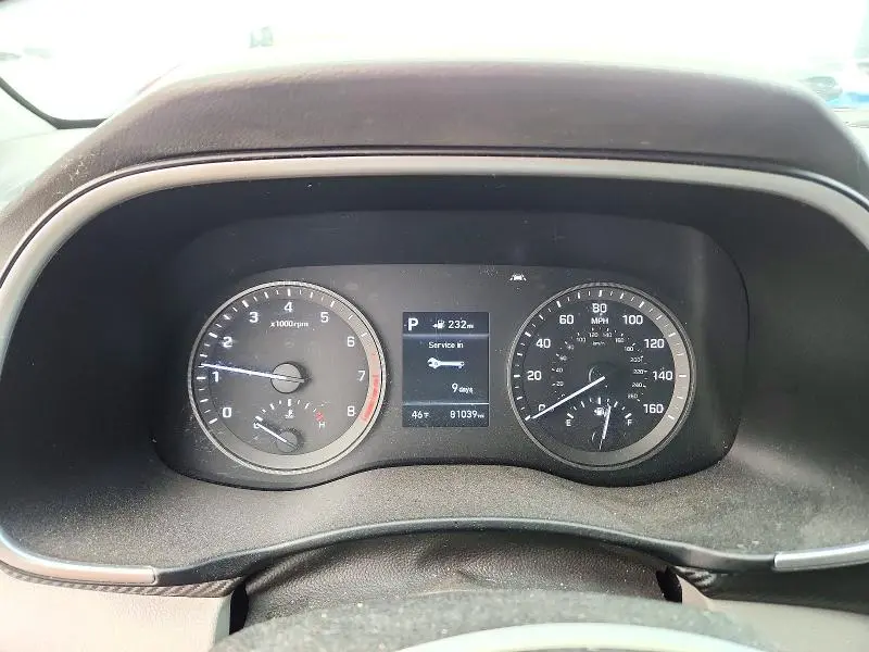 2019 HYUNDAI TUCSON SE  