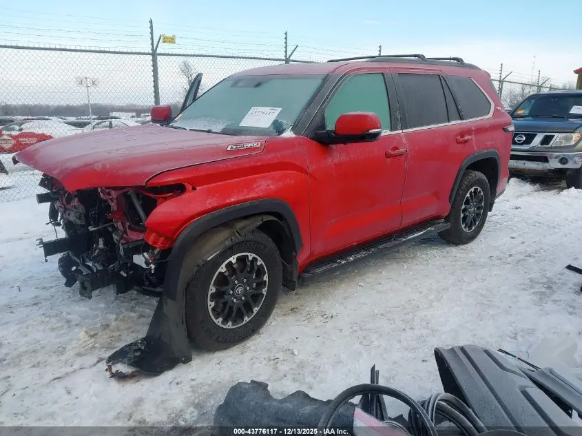 2025 TOYOTA SEQUOIA SR5