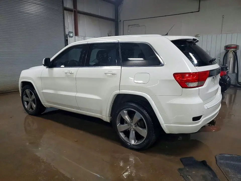2012 JEEP GRAND CHEROKEE LAREDO  