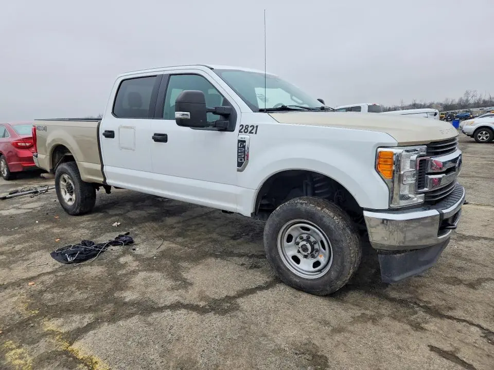 2021 FORD F250 XLT SD 4WD 6.2L V8 CREW CAB