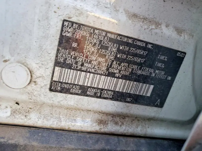 2022 TOYOTA RAV4 XLE  