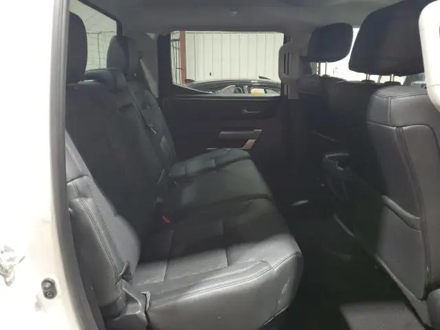 2024 TOYOTA TUNDRA CREWMAX SR  
