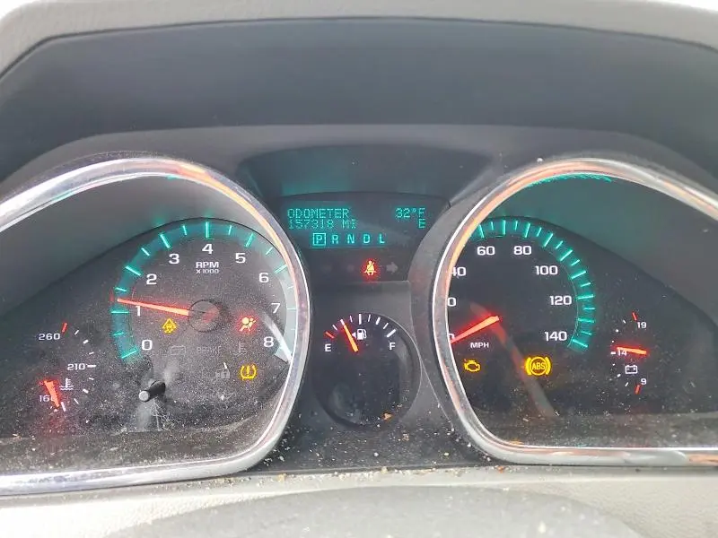 2010 CHEVROLET TRAVERSE LT  