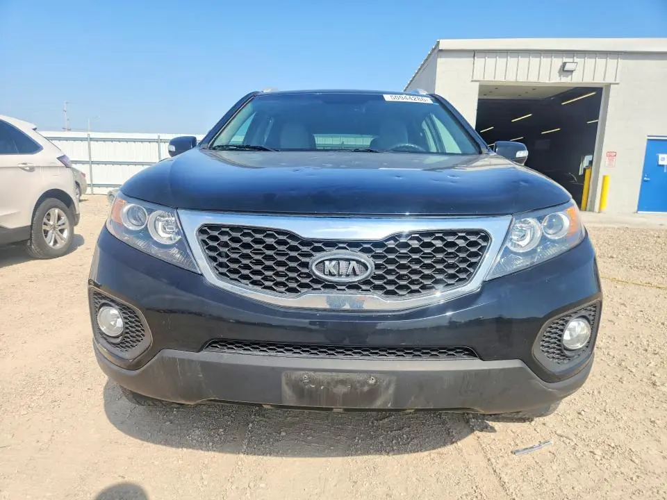 2012 KIA SORENTO LX  