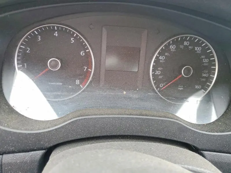 2012 VOLKSWAGEN JETTA SE  