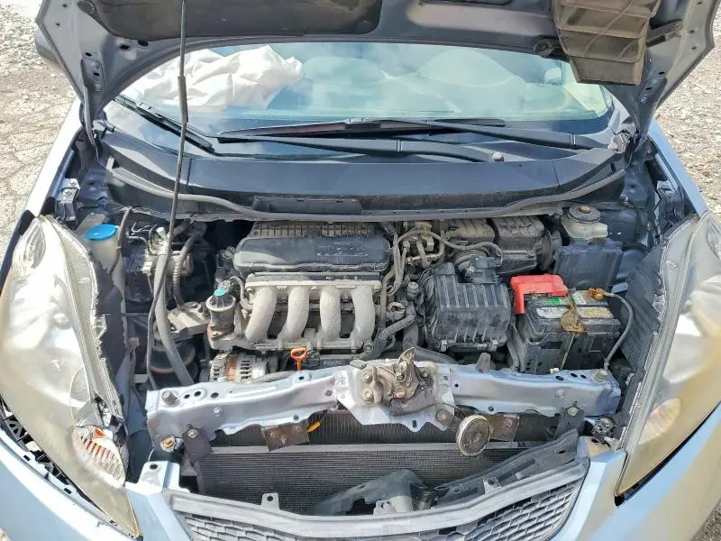 2011 HONDA FIT   