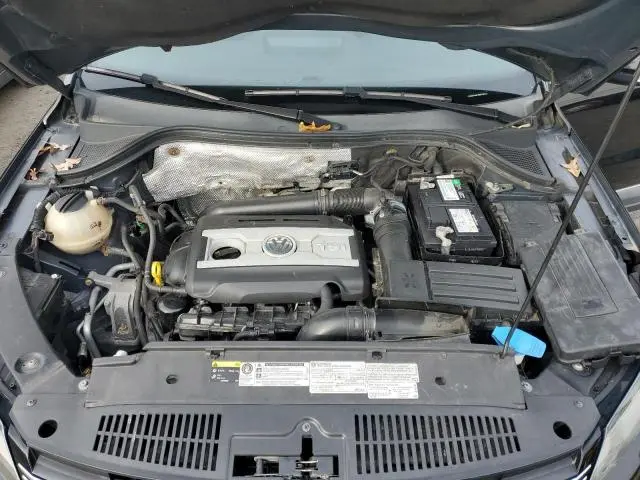 2016 VOLKSWAGEN TIGUAN S  