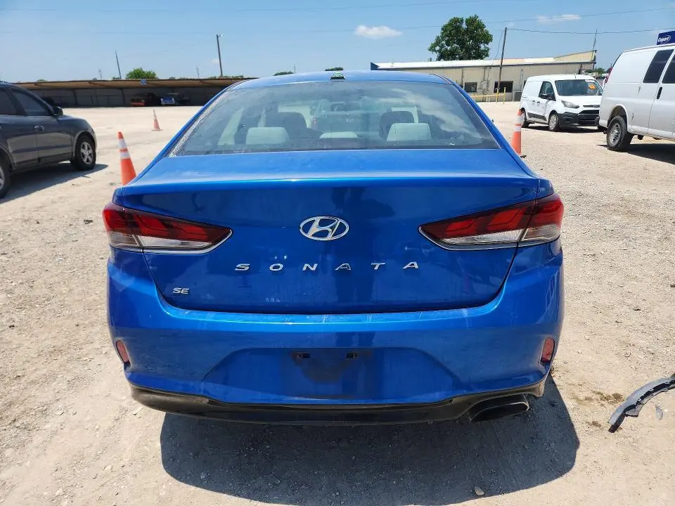 2018 HYUNDAI SONATA SE  