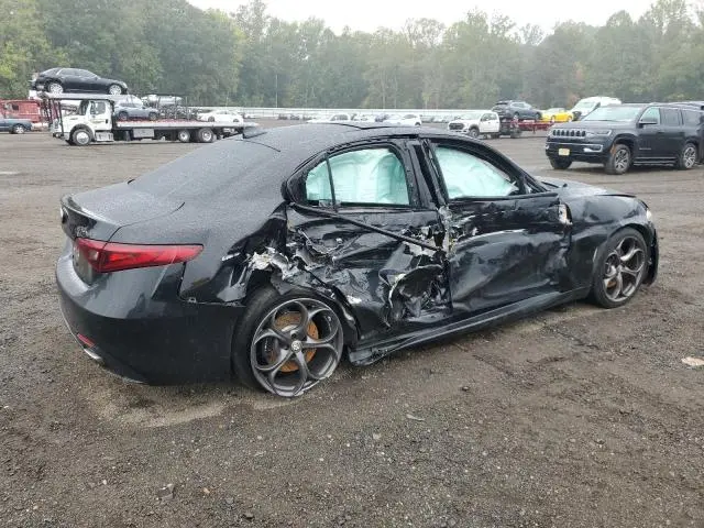 2018 ALFA ROMEO GIULIA TI Q4  