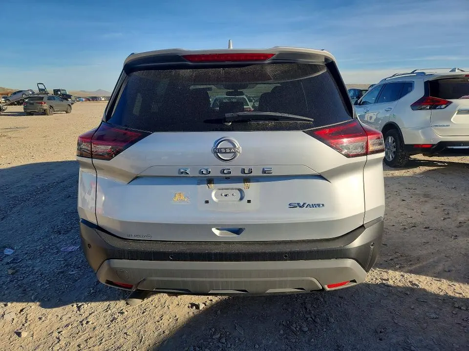 2022 NISSAN ROGUE SV  