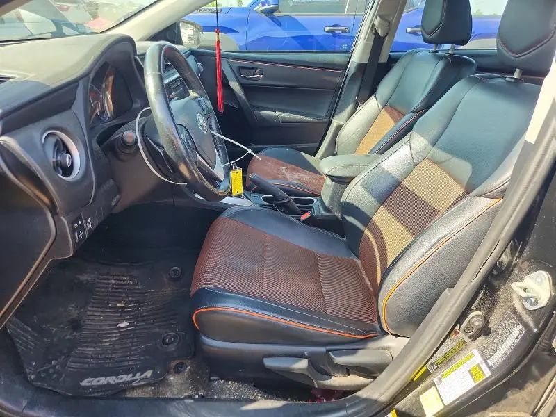 2018 TOYOTA COROLLA SE  