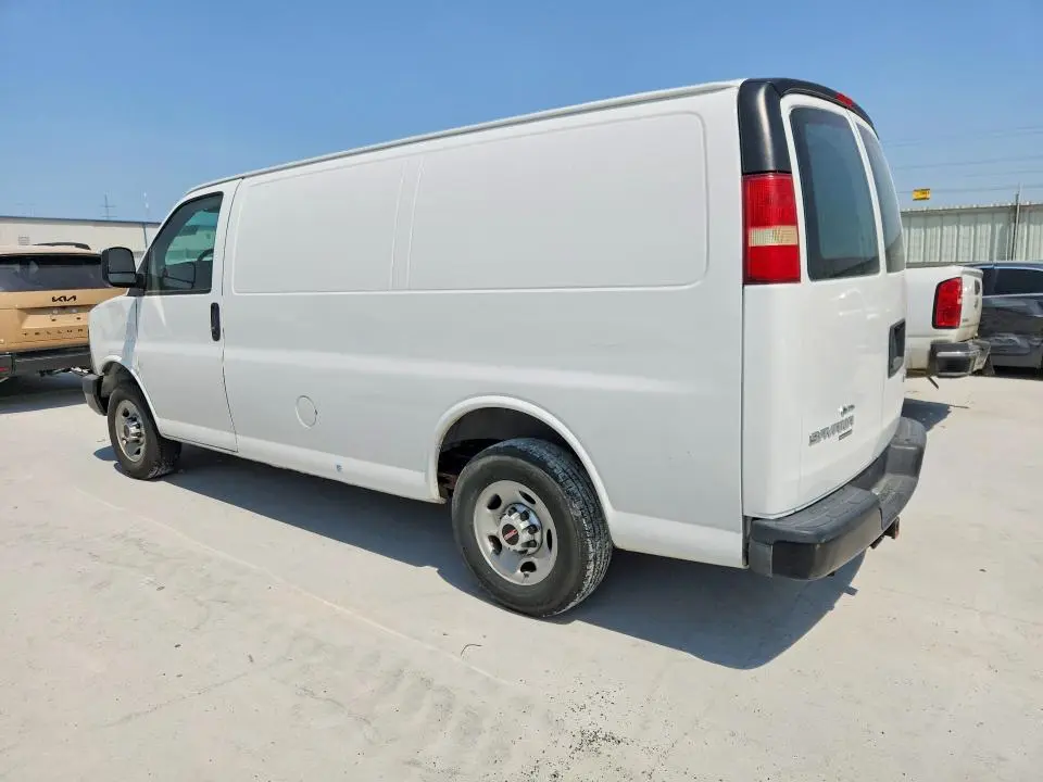 2015 GMC SAVANA G3500  