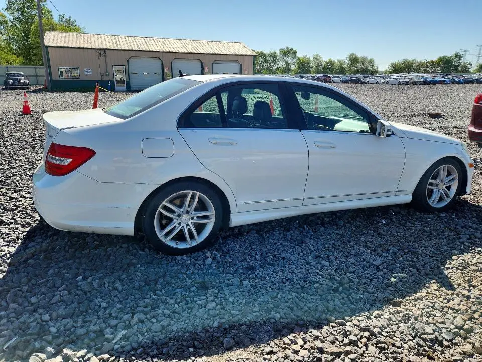 2013 MERCEDES-BENZ C 300 4MATIC  