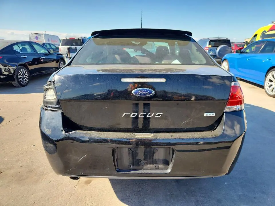 2010 FORD FOCUS SES  