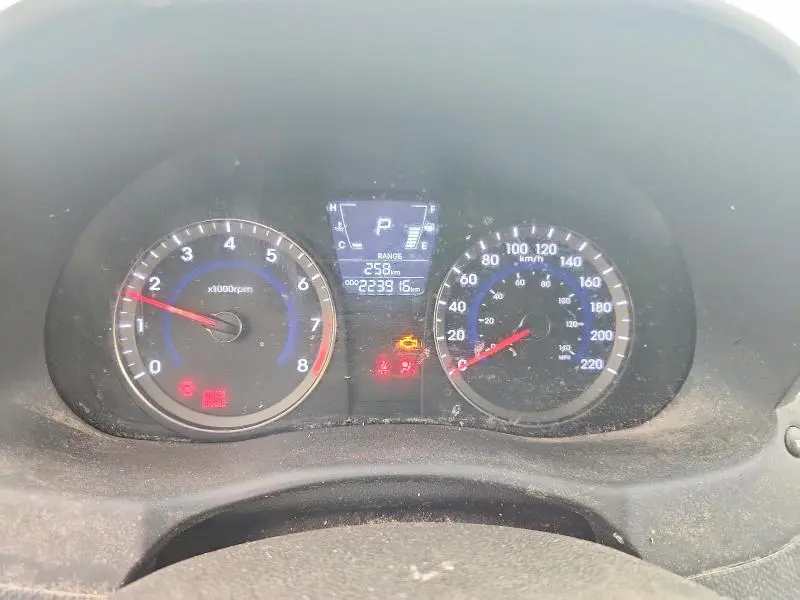 2014 HYUNDAI ACCENT GS  