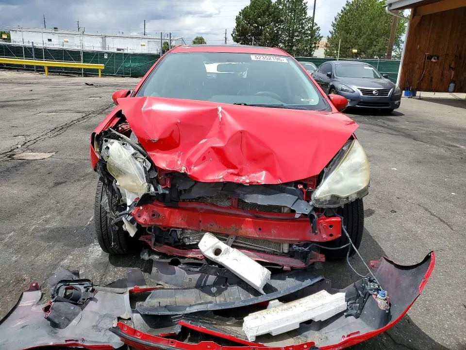 2012 TOYOTA PIRUS   