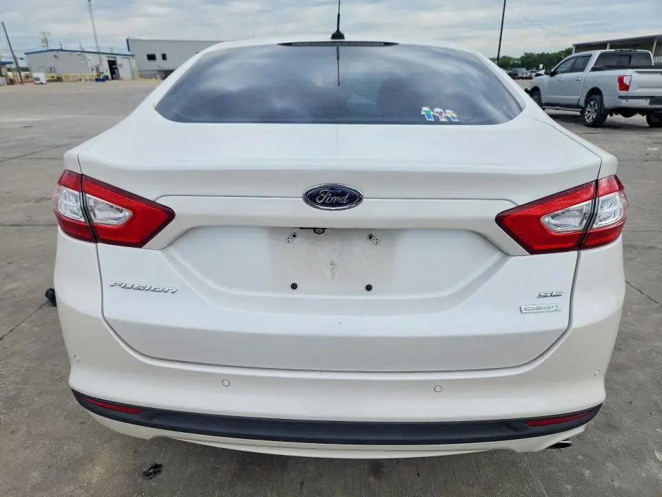 2015 FORD FUSION SE  