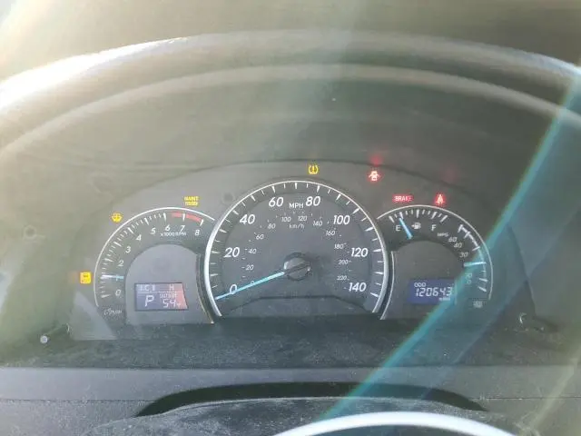 2012 TOYOTA CAMRY BASE  