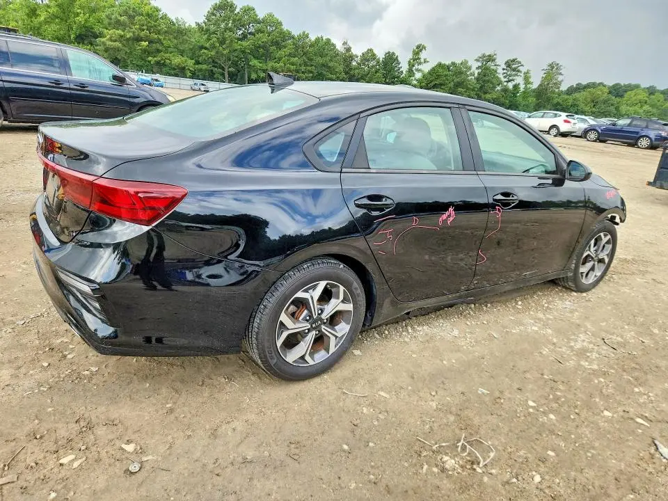 2020 KIA FORTE LXS  