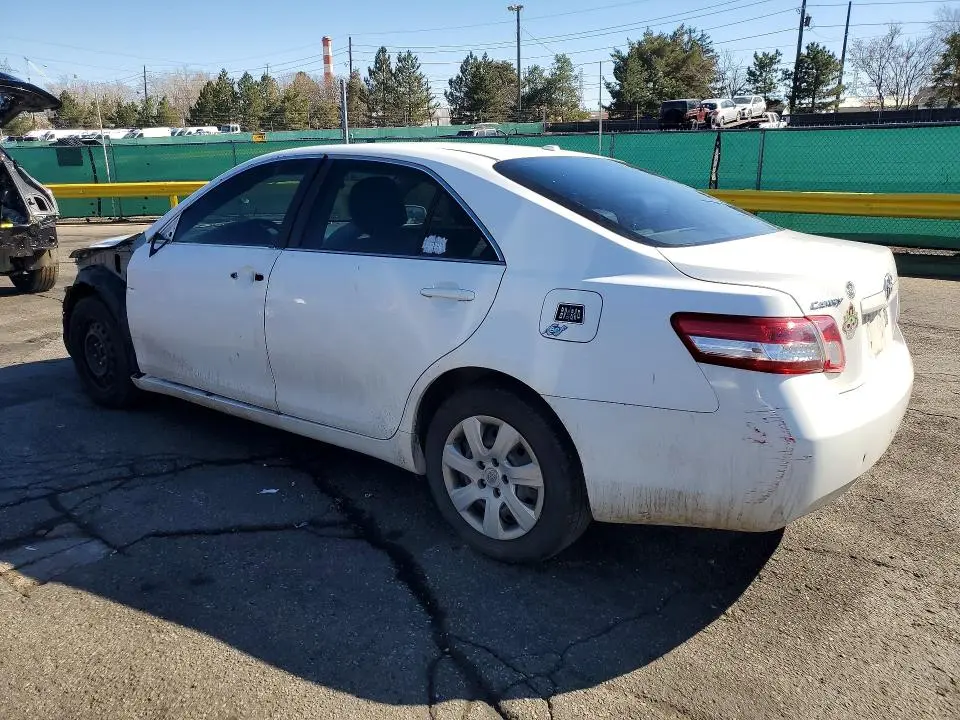 2010 TOYOTA CAMRY BASE  