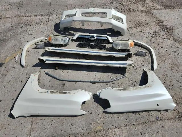 2011 TOYOTA 4RUNNER SR5  