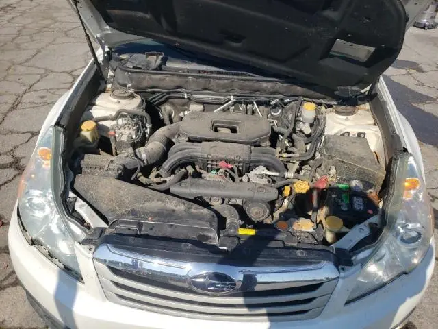 2011 SUBARU OUTBACK 2.5I PREMIUM  