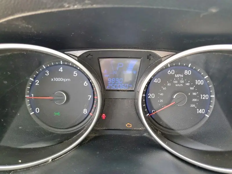 2011 HYUNDAI TUCSON GLS