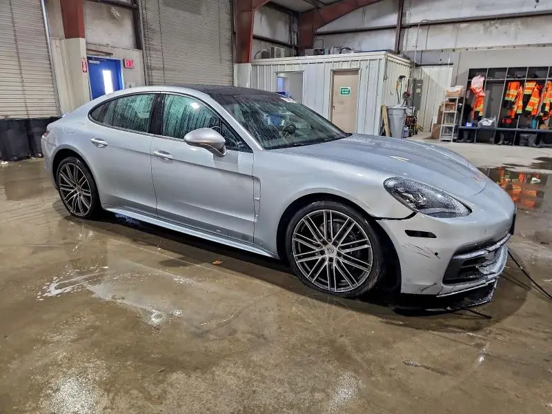 2019 PORSCHE PANAMERA BASE  