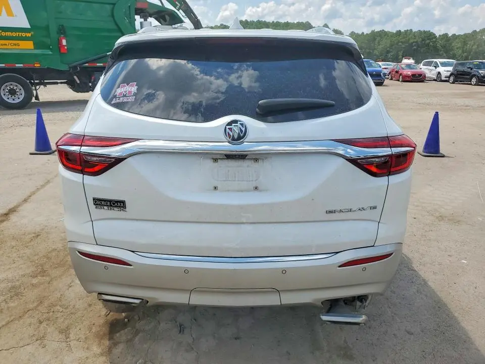 2018 BUICK ENCLAVE AVENIR  